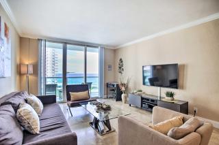 Ocean-View Balcony Beachfront Hollywood Apt! - Hollywood - 6