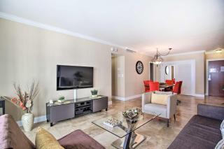 Ocean-View Balcony Beachfront Hollywood Apt! - Hollywood - 4