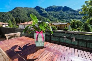 Ranzanico Trilocale Vista Lago 6 posti letto Fast Wi-Fi checkin24h - Dosso - 1