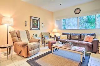 Idyllic Apt with Pool Access - Walk to Beach! - Fort Lauderdale - 7