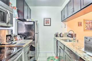 Idyllic Apt with Pool Access - Walk to Beach! - Fort Lauderdale - 3