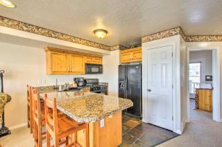Cozy Eden Condo Retreat Less Than 6 Mi to Ski Resort! - Eden - 4