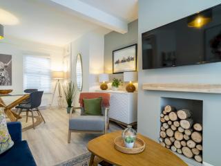 58 LW Ave Stunning 2BR Terrace Top Location Lots Nearby - Pass the Keys - Belfast - 1