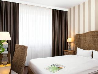 Victor's Residenz-Hotel Saarlouis - 4
