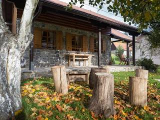 Kuca Dide Juke pod Lipovcem - 1