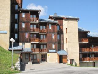 Appartement familial, pied des pistes, 2 salles de bain, balcon, parking gratuit - FR-1-181-2641 - 8