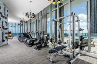 Modern Beachfront Condo with Stunning Ocean View - Hollywood - 8