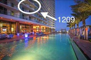 Modern Beachfront Condo with Stunning Ocean View - Hollywood - 3