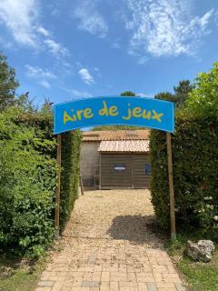 Camping Le Pressoir - Petit-Palais-et-Cornemps - 1