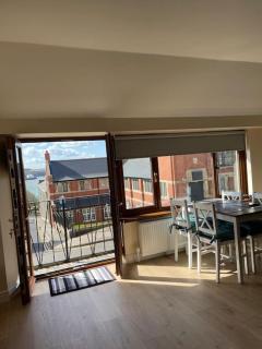 Kennys apartment - Milford Haven - 3
