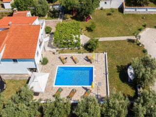 Holiday House Marina with pool - Sukošan - 7