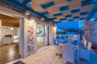 Stone Villa Gelosia Rustica with pool - Sukošan - 9