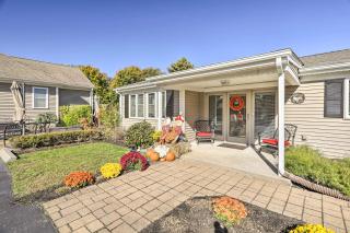Tranquil Swansea Retreat with Fire Pit and Grill! - Swansea - 0