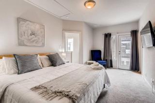 Fam Friendly 5 Bed Home Blocks To Pearl/Riverwalk! - 4