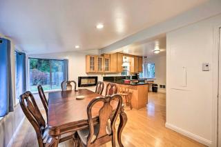 Cozy Redmond Retreat Spacious Deck and Yard! - 3