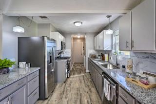 Southport Getaway with Private Pool about 15 Mi to PCB! - - 1