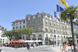 Hotel Le Bourbon Pau Centre - Pau - 0