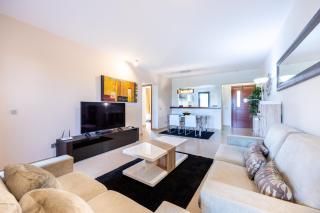 CoolHouses Algarve, Luz 2 bed elegant flat, private pool & garden, SPA facilities, Mar da Luz 19 - Luz - 8