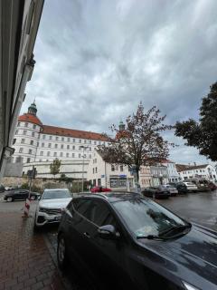 Zimmer zum vermieten direkt an der Donau und am Schloss - Neuburg an der Donau - 2