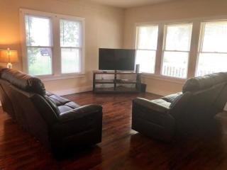 Pine Haus available for Monthly Rentals and Pet-Friendly - New Braunfels - 9