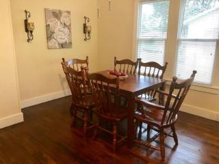 Pine Haus available for Monthly Rentals and Pet-Friendly - New Braunfels - 3