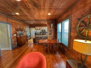 Kessler Haus has Monthly Rentals Available - New Braunfels - 6