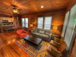 Kessler Haus has Monthly Rentals Available - New Braunfels - 3