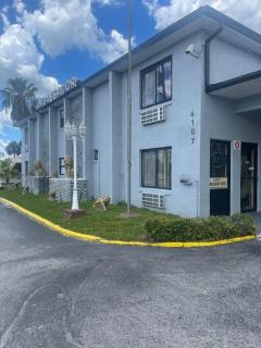 Ambassador Inn - Kissimmee - 9