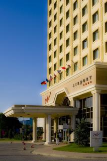 WOW Airport Hotel - 5