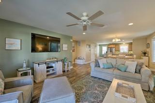 Wildwood Townhome w/ Patio: 1 Block To The Beach! - 3