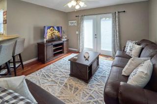 Log Bunk Bed, Playhouse, & TeePee-Willow Trace Retreat 5mi to Dollywood - Sevierville - 4