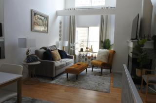 Stylish Modern 4 Story Loft - 9