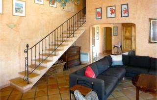 6 Bedroom Amazing Home In Entrecasteaux - Entrecasteaux - 7