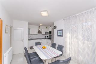 Apartment Vito - Postira - 7