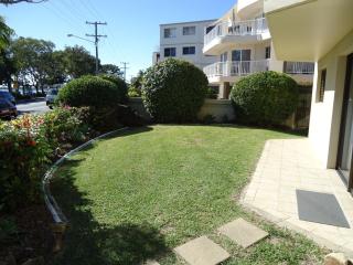 1 Aarons Villa - Noosaville - 2