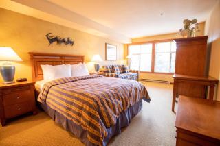 3309B - Queen Standard Powderhorn Lodge condo - Solitude - 4