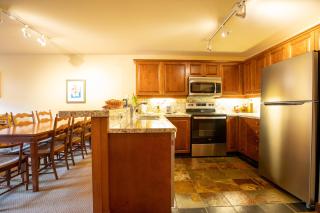 3309 - Two Bedroom Standard Powderhorn Lodge condo - Solitude - 8
