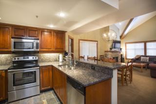 3322 - Two Bedroom Deluxe Powderhorn Lodge condo - 3