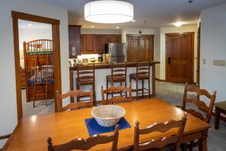 3201 - Two Bedroom Standard Powderhorn Lodge condo - Solitude - 9