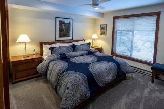 3201 - Two Bedroom Standard Powderhorn Lodge condo - Solitude - 7