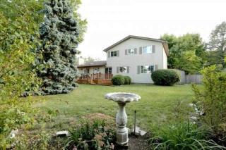 Quiet and Comfortable Homestay - Oakville - 2