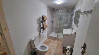 Appartement lumineux avec accès jardin et piscine chauffée - Avignon - 2