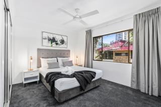 Coco Bella Retreat in Central Surfers - sleeps 6-8 - 2
