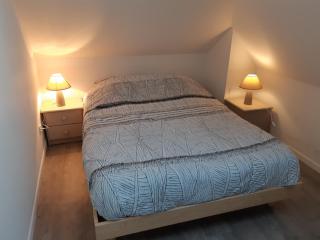 Elbeuf studio combles chambre séparée wifi Sweet Home - Elbeuf - 4