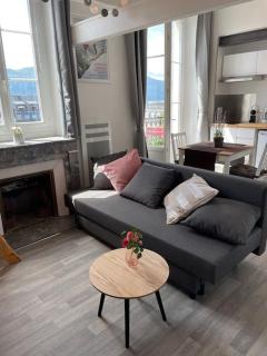 Studio cosy, hyper centre d'Aix, vue montagnes, proche thermes - Aix-les-Bains - 1