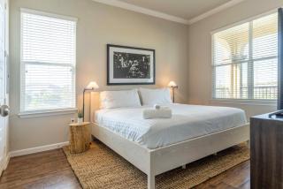 Bright and Spacious Apartments with Gym and Pool Access at Century Stone Hill North in Pflugerville, Austin - 4