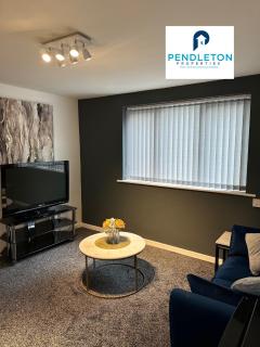 Cosy Central APT, 10 Min Walk to UCLAN and Library - Preston - 1