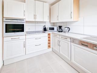 Tolstov Apartments - 4 Room Apartments - 30 Min Messe DUS - 7