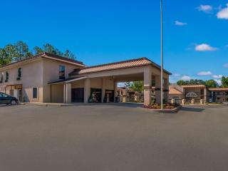 Rodeway Inn - Greenwood - 9