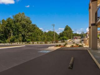 Rodeway Inn - Greenwood - 5